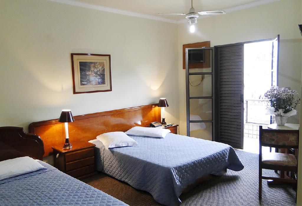 Hotel Lopes Caxambu Cameră foto